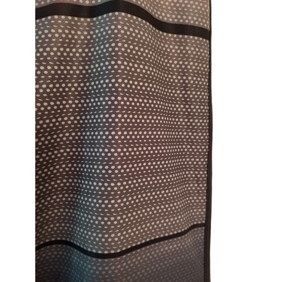 Oakley Lightweight swing Shorts Men's Size 38, inseam 10.5 in multicolor - Picture 3 of 7